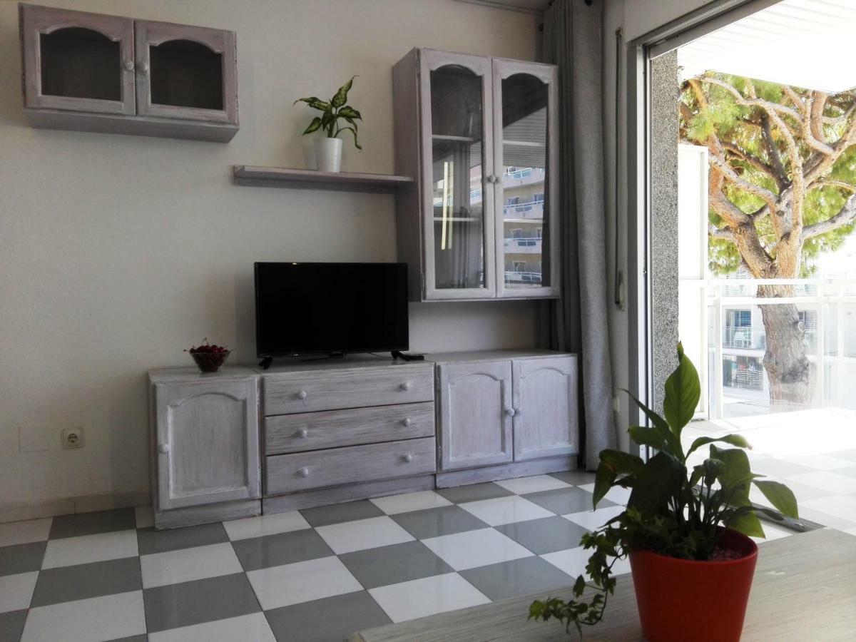 Apartamento Zeus Montblanc Salou Exterior foto