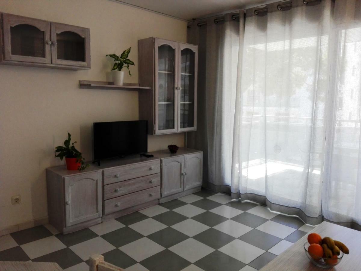 Apartamento Zeus Montblanc Salou Exterior foto