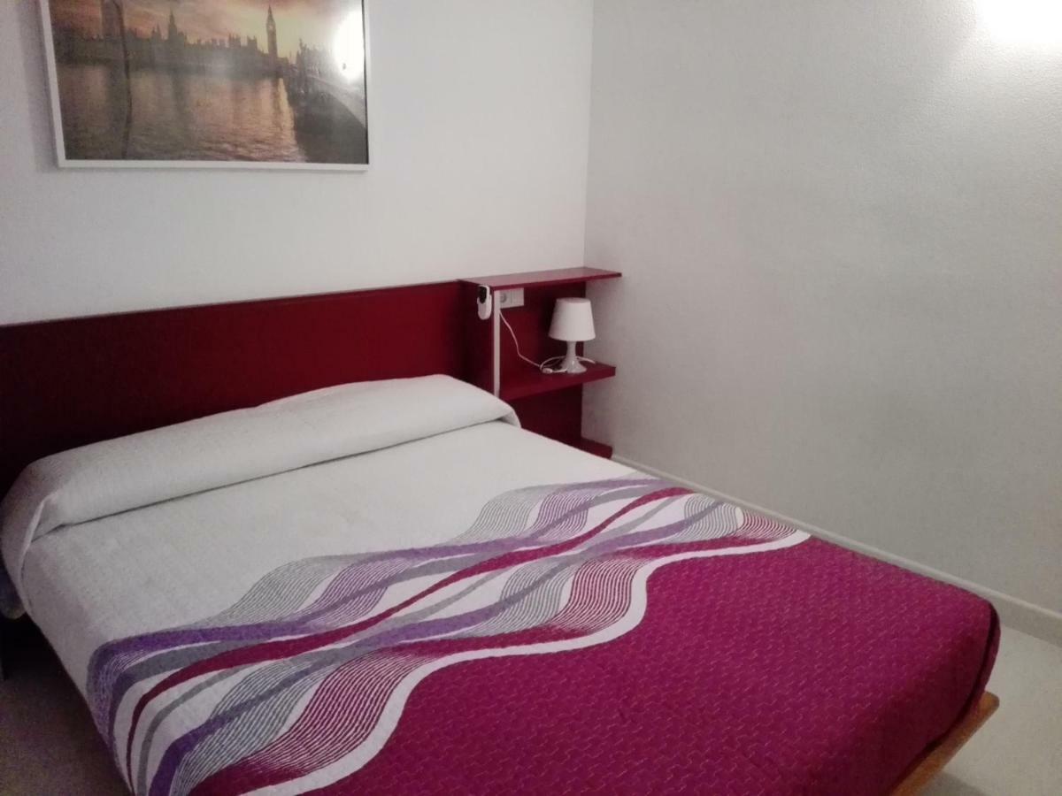 Apartamento Zeus Montblanc Salou Exterior foto