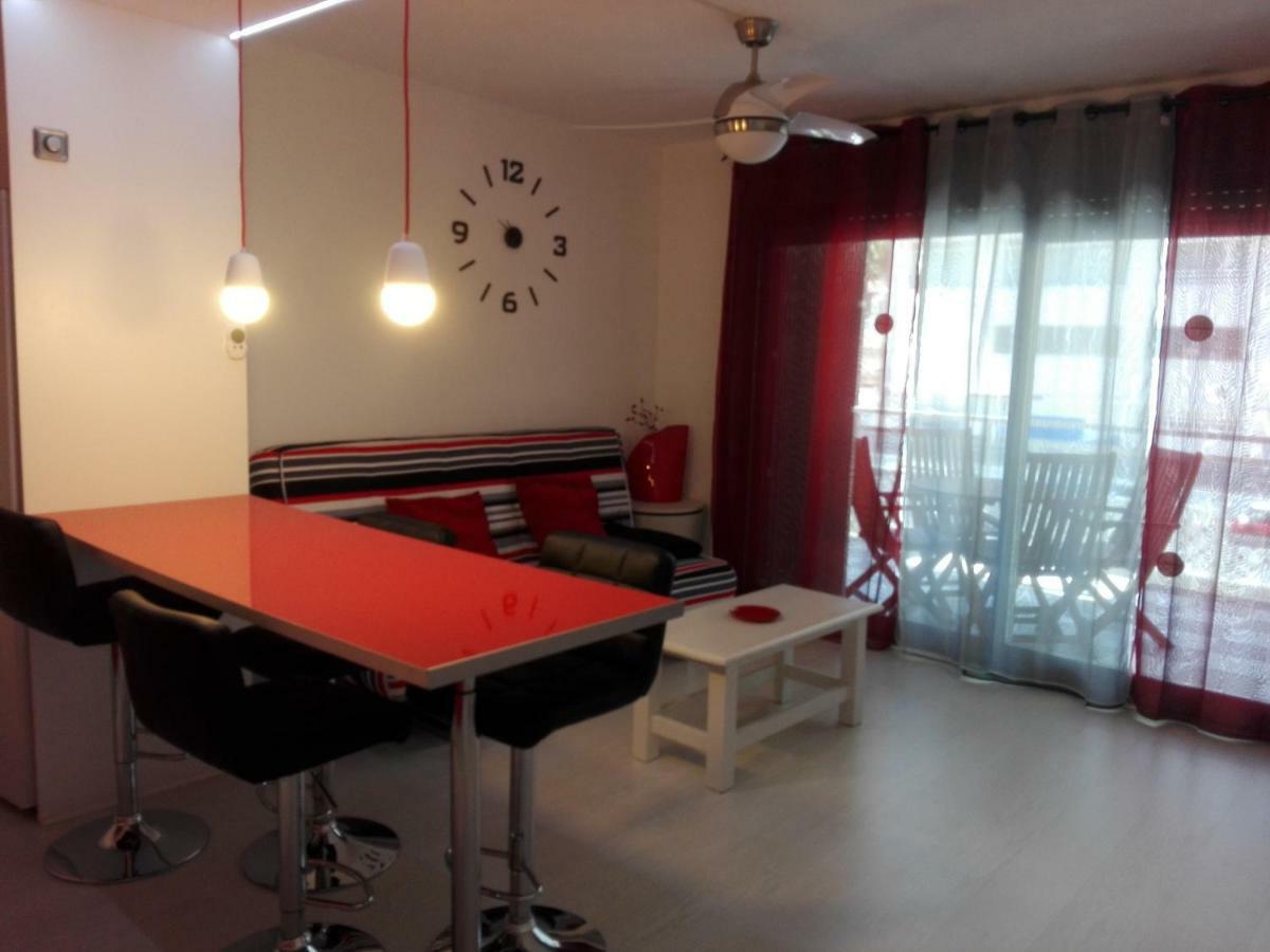 Apartamento Zeus Montblanc Salou Exterior foto