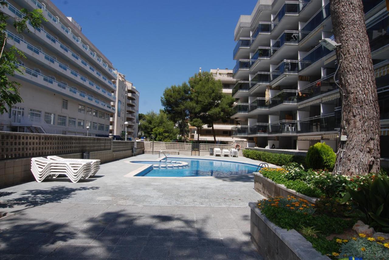 Apartamento Zeus Montblanc Salou Exterior foto